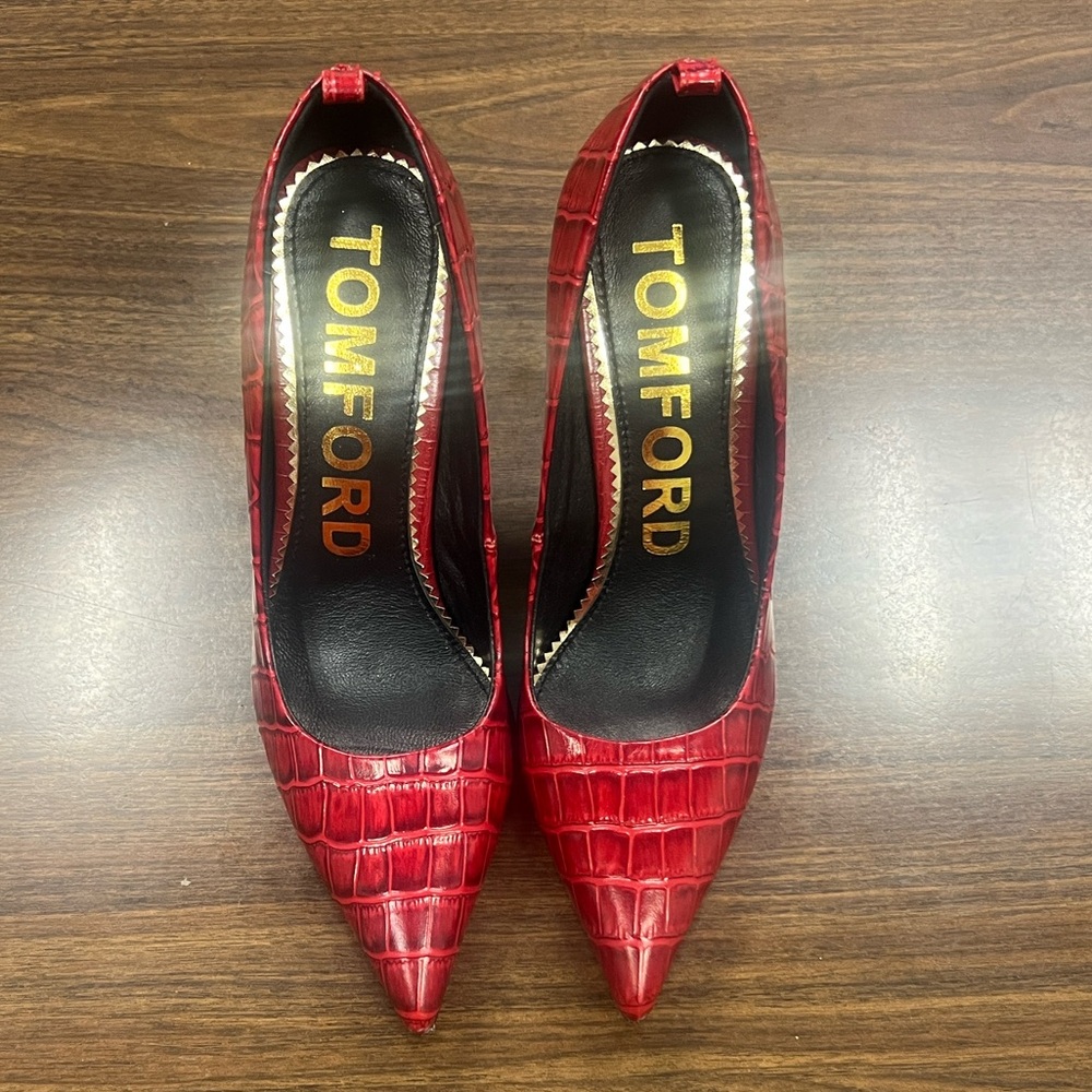 Tom Ford Red Crocodile-Embossed Heels - Picture 2 of 3
